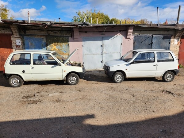 На машине 40 лет, а пробег — 19 тысяч км! Белорус показал 40-летний «Москвич-2140» в идеальном состоянии