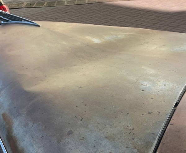 С DeSoto, на котором посидела девушка, пропала большая вмятина. Но владелец настаивает на суде С DeSoto, на котором посидела девушка, пропала большая вмятина. Но владелец настаивает на суде