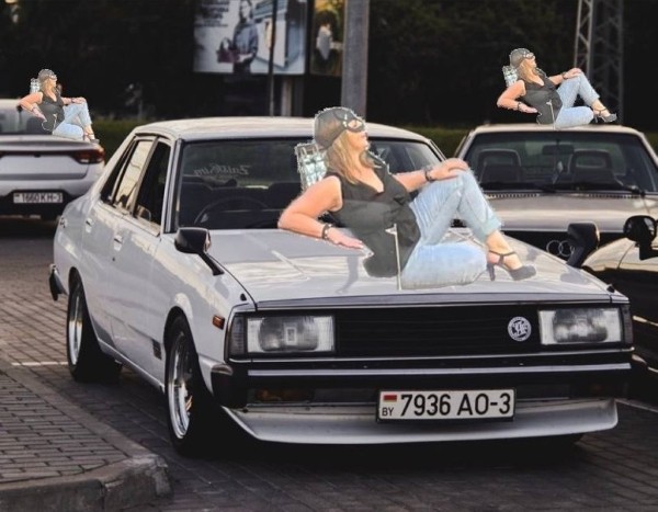 «Женщина-кошка» из Минска стала мемом. В автомобильных пабликах «пожар»