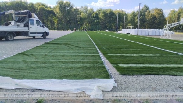 До и после. Предлагаем посмотреть на изменения Каменецкого стадиона «Колос» после обновления