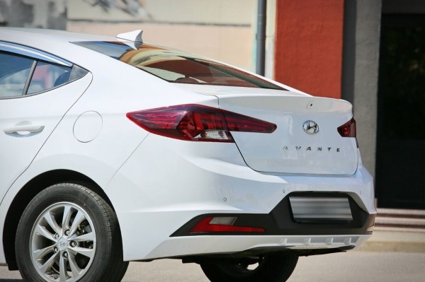 Как это — без бензина? Белорус пригнал из Кореи полностью газовый Hyundai Avante