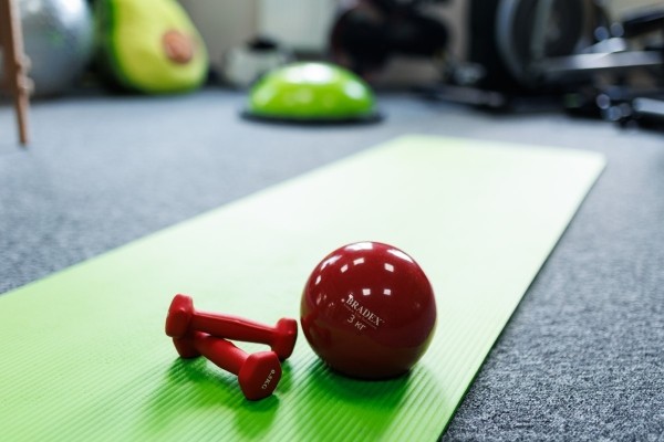 Массаж, тейпирование, фитнес, йога, работа со сколиозом и многое другое. В «AVOSTUDIO» на Варшавском шоссе в Бресте люди становятся красивее, здоровее и увереннее в себе Массаж, тейпирование, фитнес, йога, работа со сколиозом и многое другое. В «AVOSTUDIO» на Варшавском шоссе в Бресте люди становятся красивее, здоровее и увереннее в себе