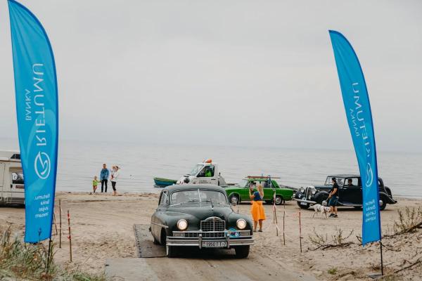 В Беларуси на продажу выставлен Packard 1950 года выпуска В Беларуси на продажу выставлен Packard 1950 года выпуска