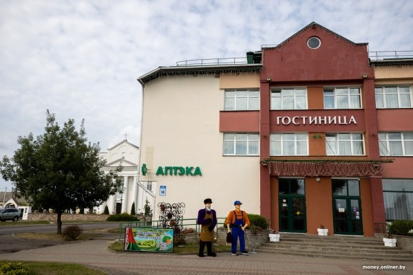 «Сосед-атомщик получил 7000 рублей». Чем живет Островец, который обогнал Минск по средней зарплате