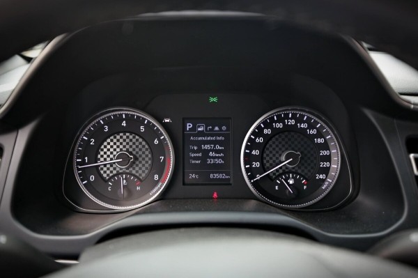 Как это — без бензина? Белорус пригнал из Кореи полностью газовый Hyundai Avante