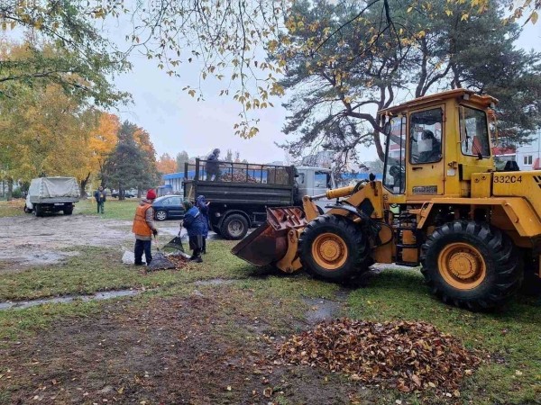 Участники «Марафона чистоты» навели порядок на Дубровке в Бресте Участники «Марафона чистоты» навели порядок на Дубровке в Бресте