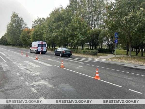Женщину сбили на пешеходном переходе в Барановичах Женщину сбили на пешеходном переходе в Барановичах