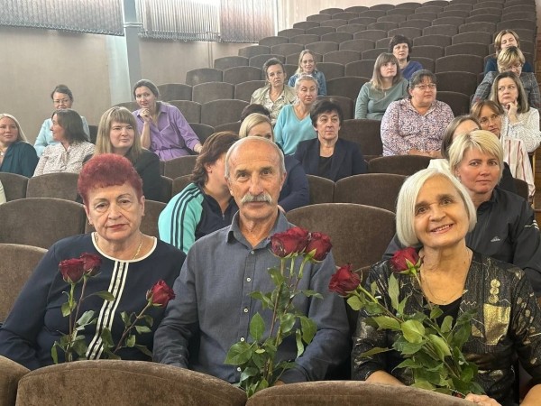 Глава Бреста побывал в школе, в которой учился сам и встретился с первой учительницей