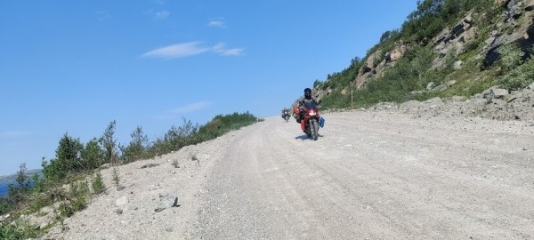Белоруска на мотоцикле побывала на Баренцевом море