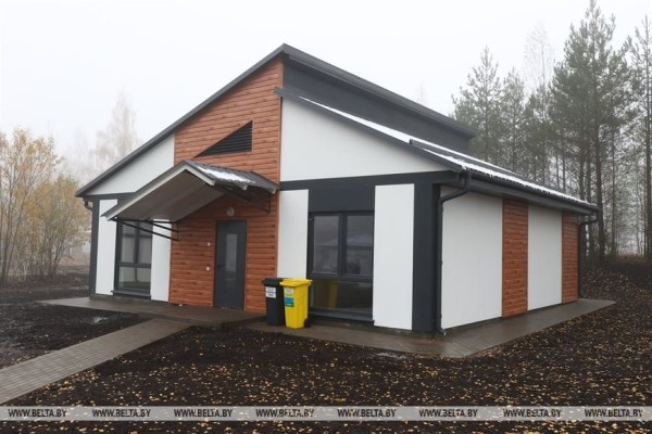 Лукашенко показали новый частный дом за 78 тысяч долларов. Смотрим, какой он