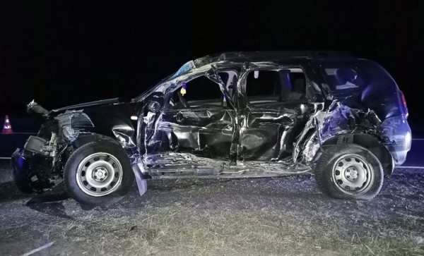 Погибла мать шестерых детей. Водитель грузовика врезался в легковушку на трассе