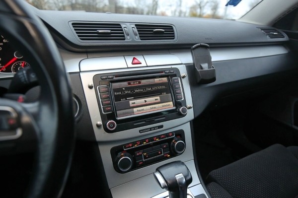 Белорус купил бензиновый VW Passat (B6) за $6 800. Проверили, стоил ли он своих денег