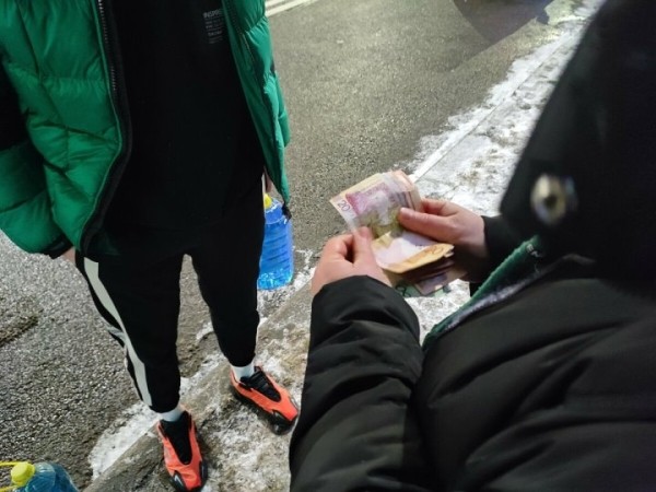 У налоговой возникли вопросы к ввезенной в РБ незамерзайке. Во сколько это обошлось импортеру?