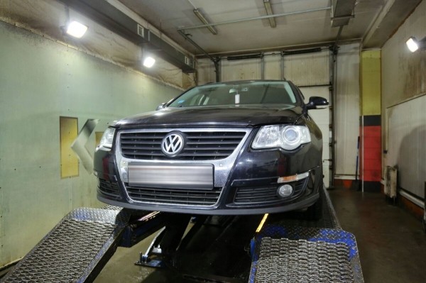 Белорус купил бензиновый VW Passat (B6) за $6 800. Проверили, стоил ли он своих денег