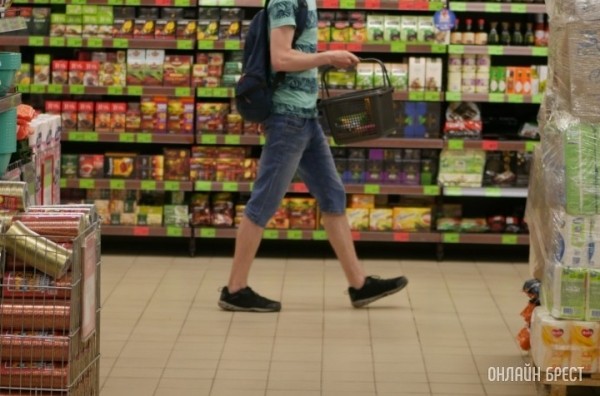 МАРТ: доля отечественного продовольствия на полках магазинов составляет более 77%