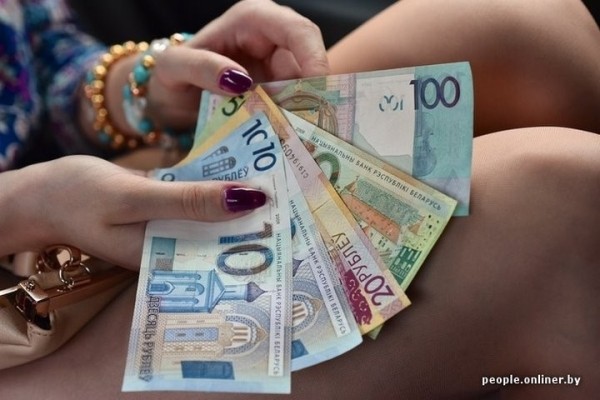 Бухгалтер кооператива за счет жильцов увеличивала свои доходы