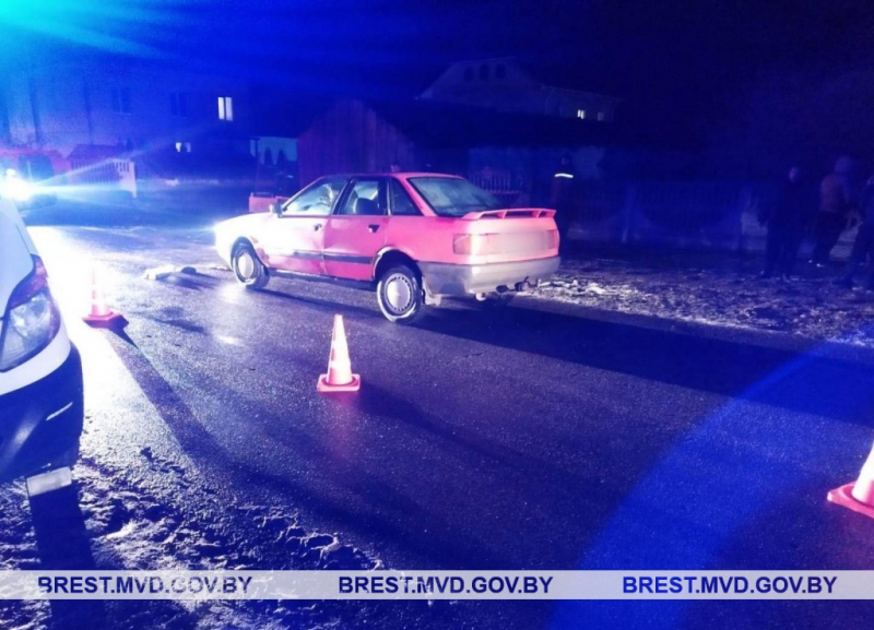 В Лунинецком районе Audi наехала на лежащего человека &mdash; мужчина скончался