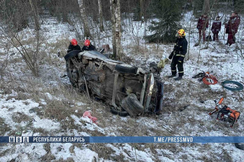 Ужасная трагедия произошла сегодня в Беларуси — в ДТП погибли три человека Ужасная трагедия произошла сегодня в Беларуси — в ДТП погибли три человека