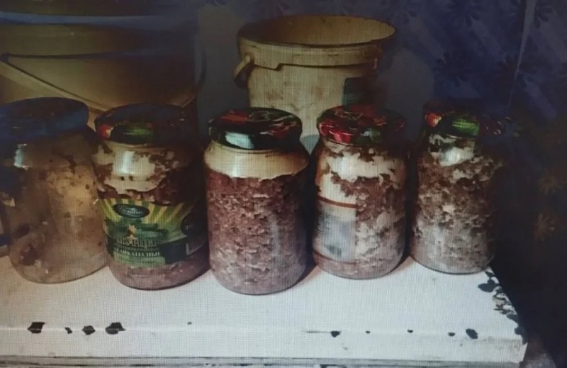 Женщина из Барановичского района украла 20 банок закаток у односельчанки