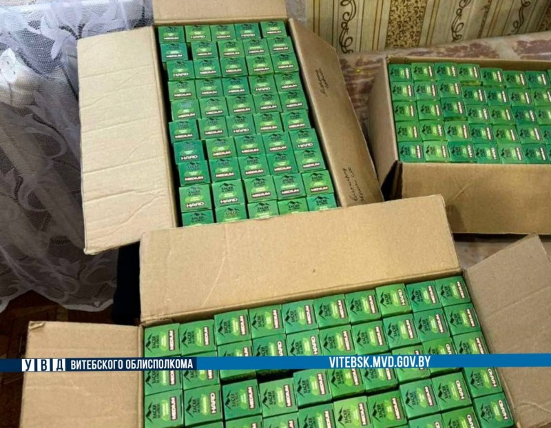 18-летний белорус продавал подросткам вейпы и снюс