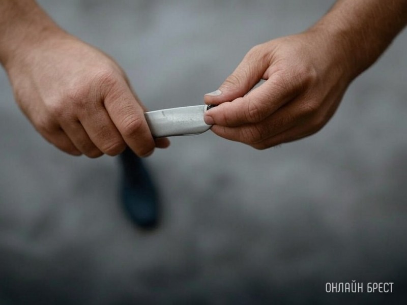 Белорус устроил кровавую сцену в больнице Белорус устроил кровавую сцену в больнице