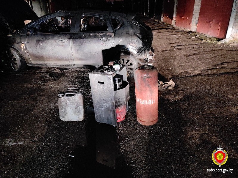 Белорус решил слить горючее возле работавшей газовой печи. Вот к чему это привело