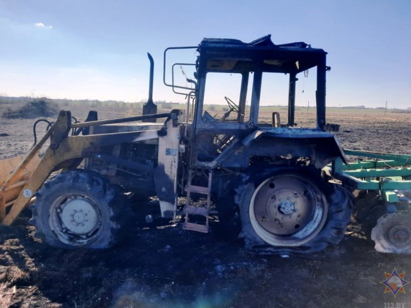 Трактор загорелся в Ганцевичском районе