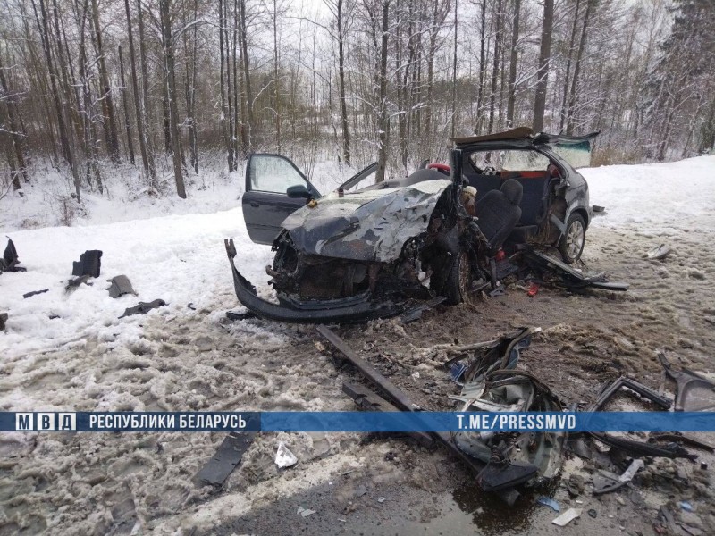 Серьёзное ДТП произошло на автодороге М-8: семеро пострадавших Серьёзное ДТП произошло на автодороге М-8: семеро пострадавших