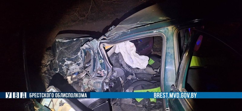 Водитель автомобиля Volkswagen, который попал в ДТП в Пружанском районе, скончался Водитель автомобиля Volkswagen, который попал в ДТП в Пружанском районе, скончался