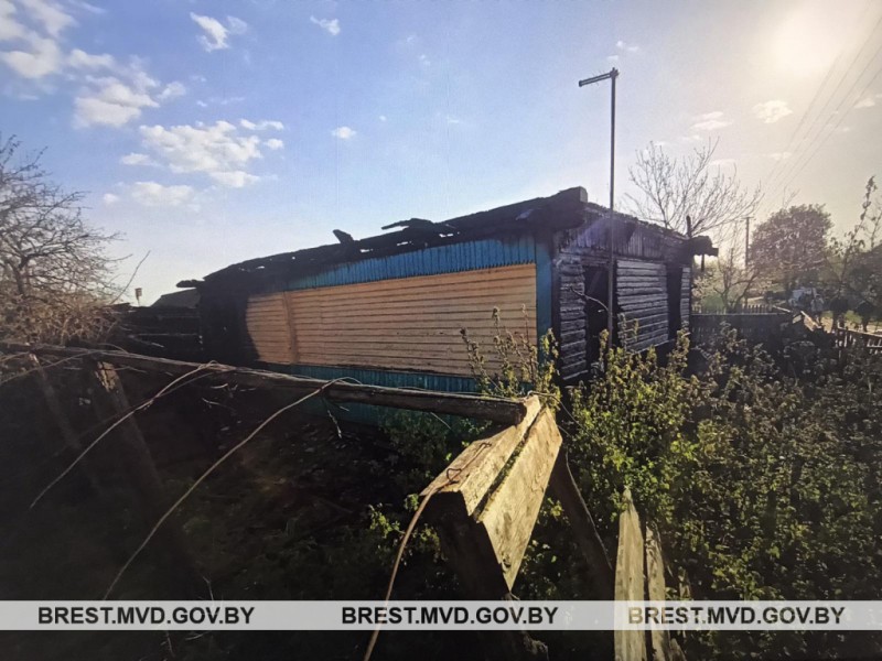 В Брестской области парень перед армией устроил пожар В Брестской области парень перед армией устроил пожар