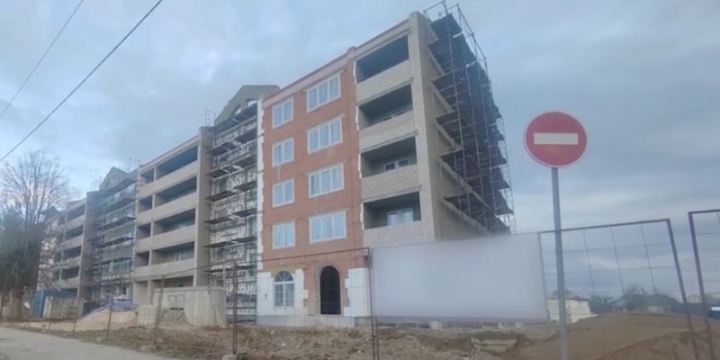 Вместо дома — уголовное дело. Строили многоэтажку, но все пошло не по плану Вместо дома — уголовное дело. Строили многоэтажку, но все пошло не по плану