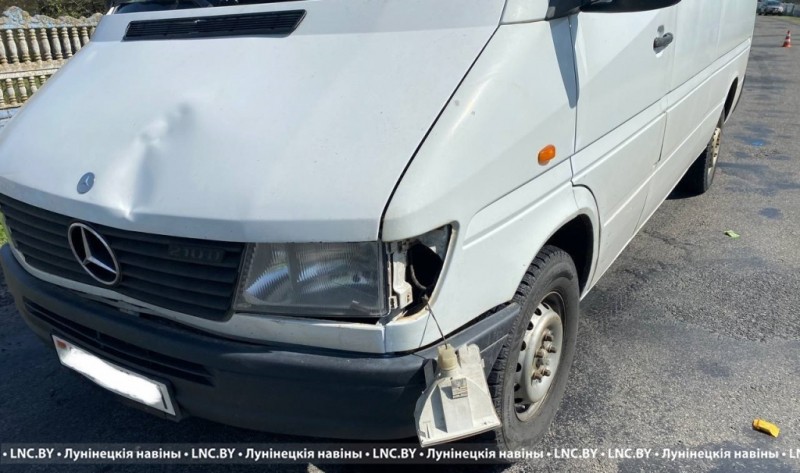 В Лунинецком районе девочку сбил Mercedes: пострадавшую госпитализировали в Брест
