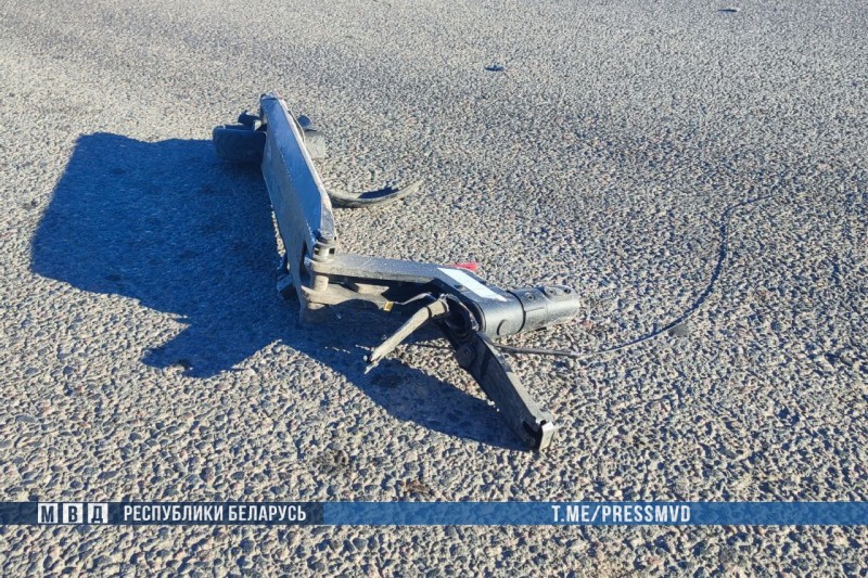 BMW насмерть сбил школьника на электросамокате — видео BMW насмерть сбил школьника на электросамокате — видео