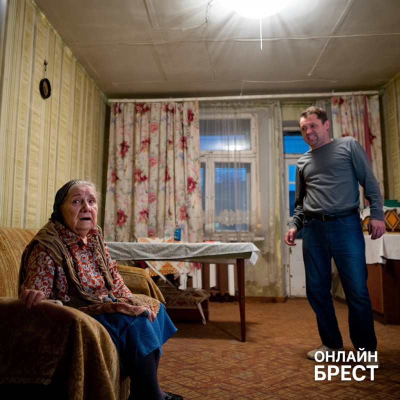 Пьяный сын избил и пытался душить мать в Бресте Пьяный сын избил и пытался душить мать в Бресте