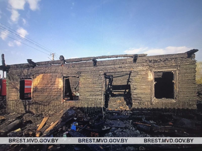 В Брестской области парень перед армией устроил пожар В Брестской области парень перед армией устроил пожар