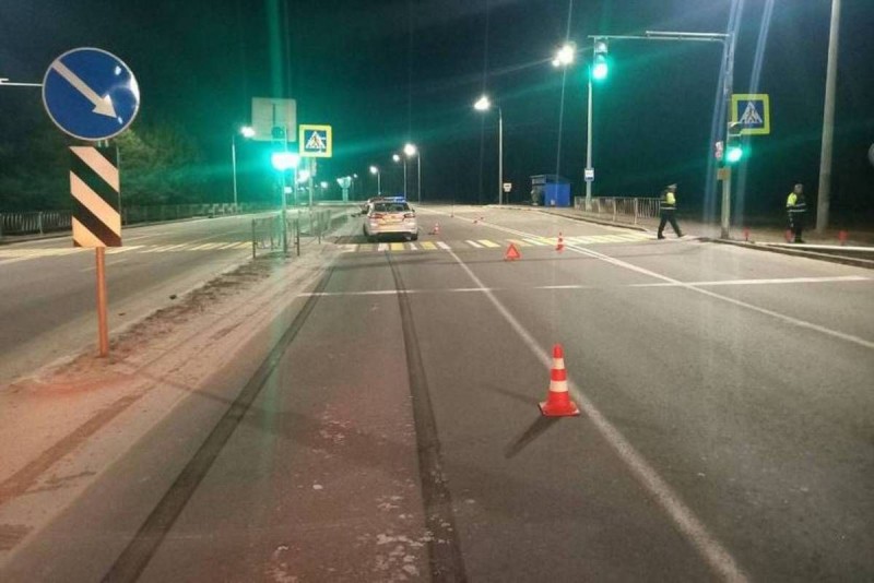 Женщина за рулем Volkswagen сбила велосипедиста: следствие установило ее невиновность Женщина за рулем Volkswagen сбила велосипедиста: следствие установило ее невиновность