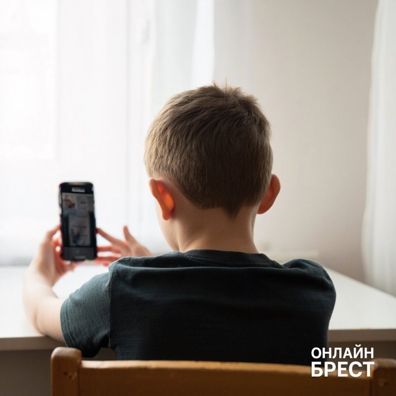 Подросток переписывался с мужчинами от лица девушки — что было дальше