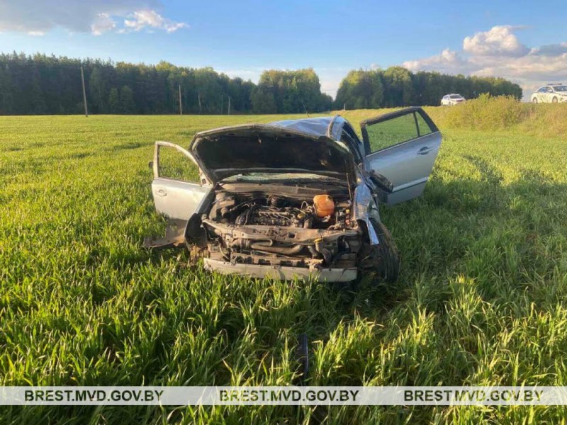 Нетрезвый водитель без прав спровоцировал ДТП под Барановичами: двое в больнице