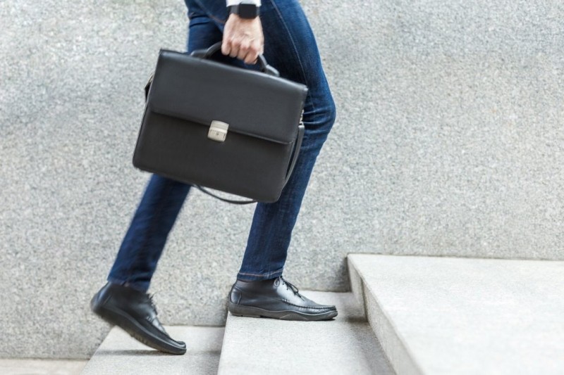 Парень фиктивно устроился на работу, чтобы избежать распределения — теперь у него большие неприятности