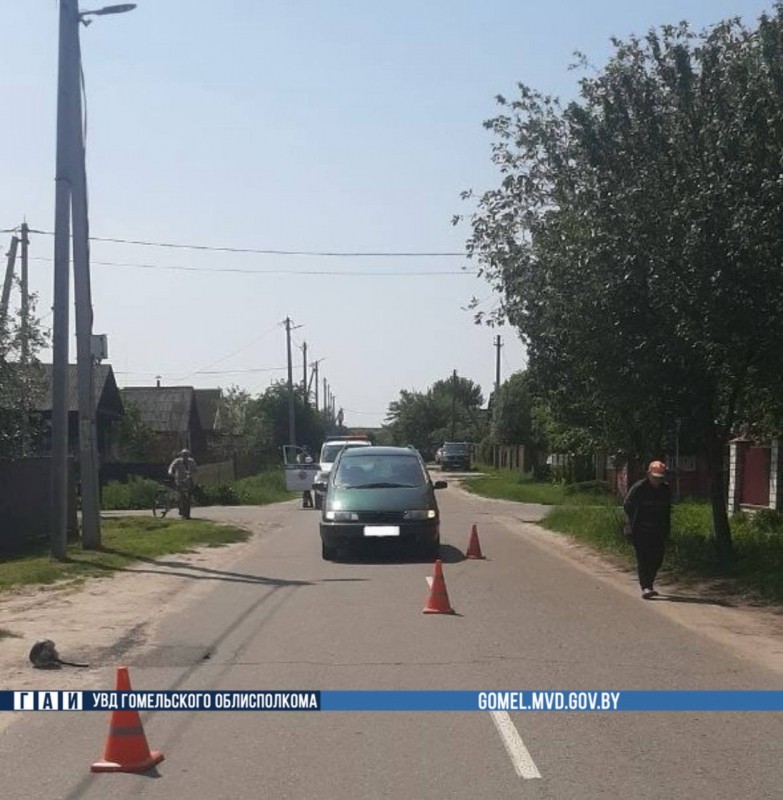 11-летний мальчик на электросамокате выскочил прямо под автомобиль — жесткое видео 11-летний мальчик на электросамокате выскочил прямо под автомобиль — жесткое видео