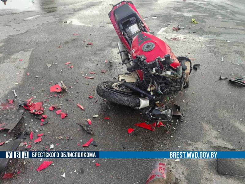 В Лунинецком районе погиб мотоциклист — видео ДТП