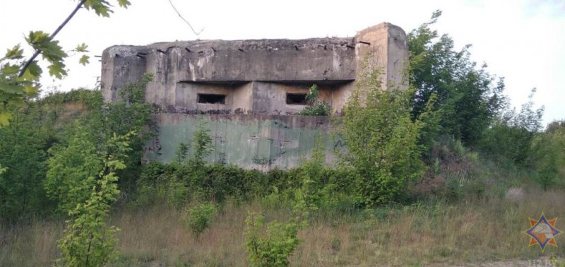 В Бресте мальчик провалился в заброшенный колодец — видео спасения В Бресте мальчик провалился в заброшенный колодец — видео спасения