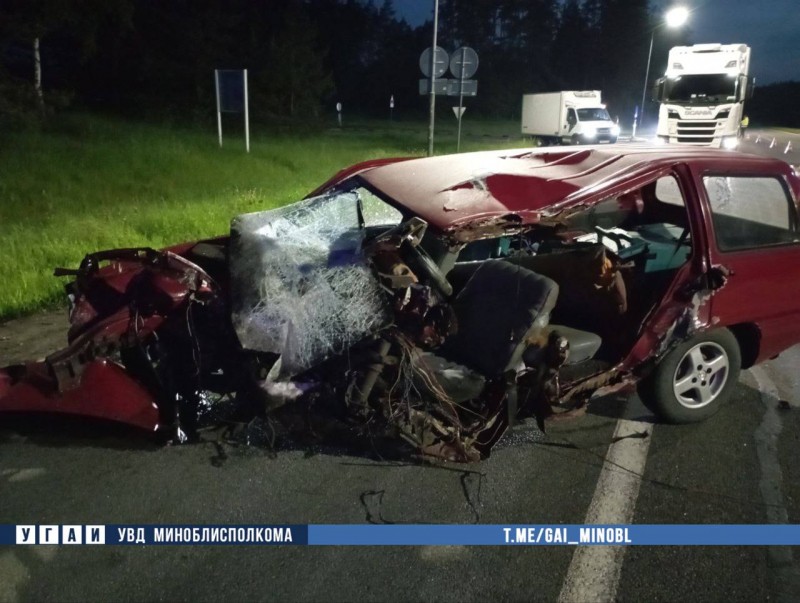 Взял машину без разрешения отца — в ДТП погиб 17-летний подросток