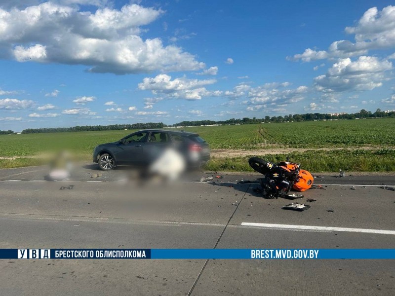 В Пинском районе погиб мотоциклист