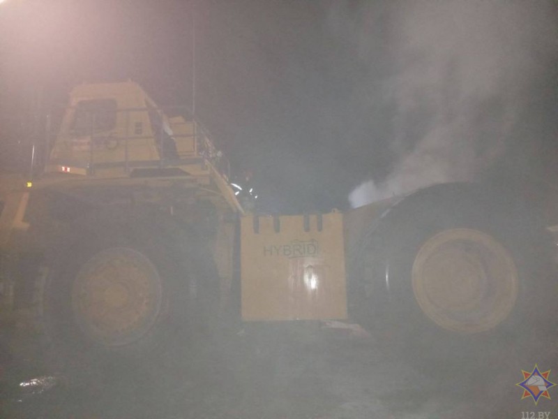 В Лунинецком районе горел карьерный самосвал